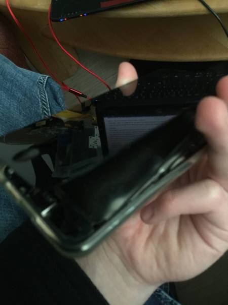 ipod_display_lose.jpg ipod_display_lose.jpg