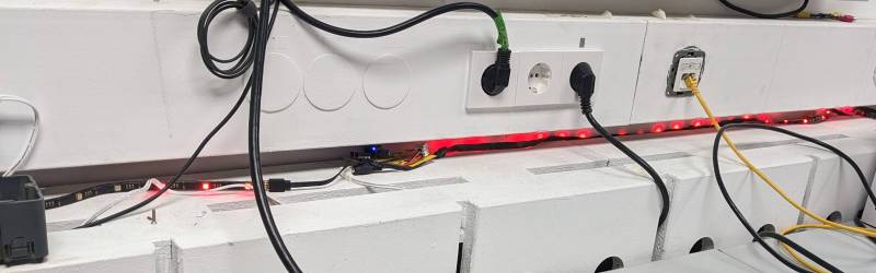 led_strip_perfboard.jpg led_strip_perfboard.jpg