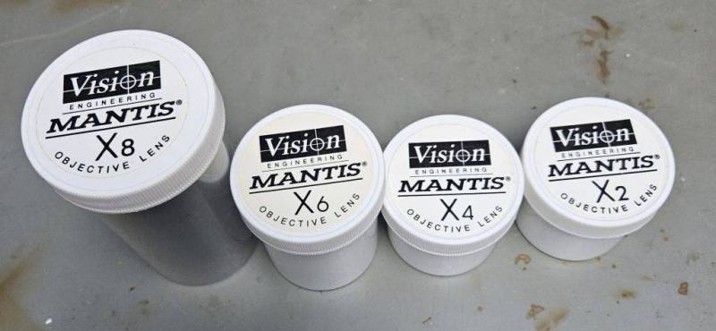 mantis_objektive.jpg mantis_objektive.jpg
