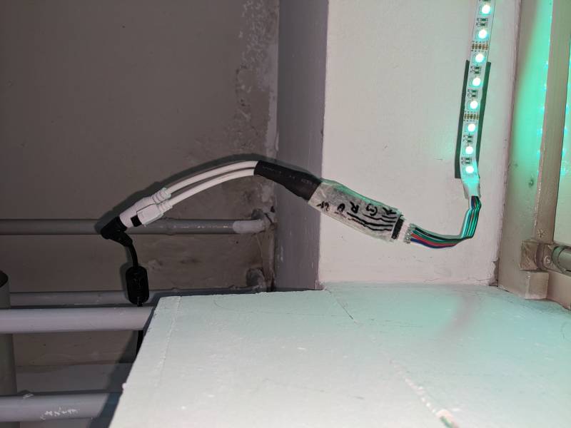 led_controller_mh2.jpg led_controller_mh2.jpg