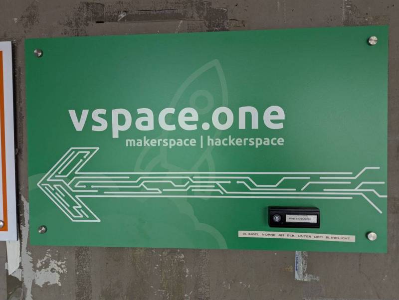 vspace.one-schild-klingel2.jpg vspace.one-schild-klingel2.jpg