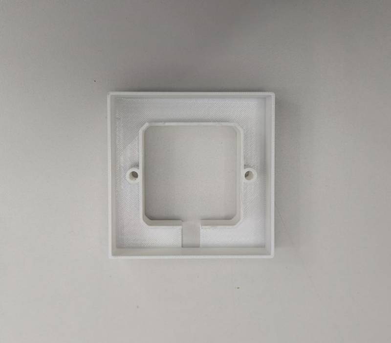 touchrelais_case.jpg touchrelais_case.jpg