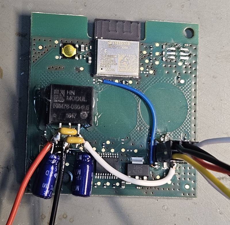 raumstatus_eaton_button_esp.jpg raumstatus_eaton_button_esp.jpg