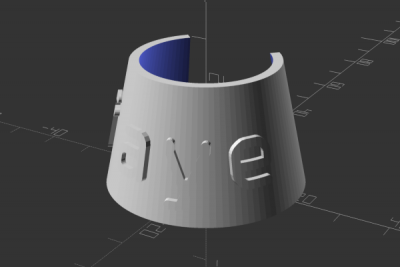 OpenSCAD, Gewöhnliches Mate Tag, nur mit meinem Namen in großer Schrift.